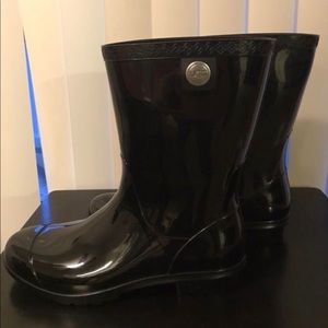 Glossy Ugg rain boots